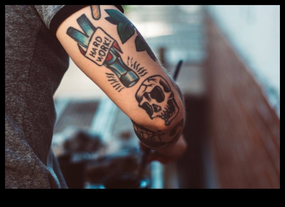 Tradīcijām uzticīgs: noturīgs skaistums klasiskajos tradicionālajos tetovējumos