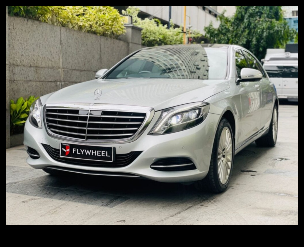 Mūžīga elegance Klasisko luksusa automašīnu ilgstošā pievilcība 3 Mūžīga elegance: klasisko luksusa automašīnu ilgstošā pievilcība