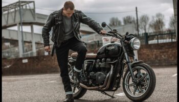 Cafe Racer Renaissance: stilīgs motociklistu kultūras atdzimšana